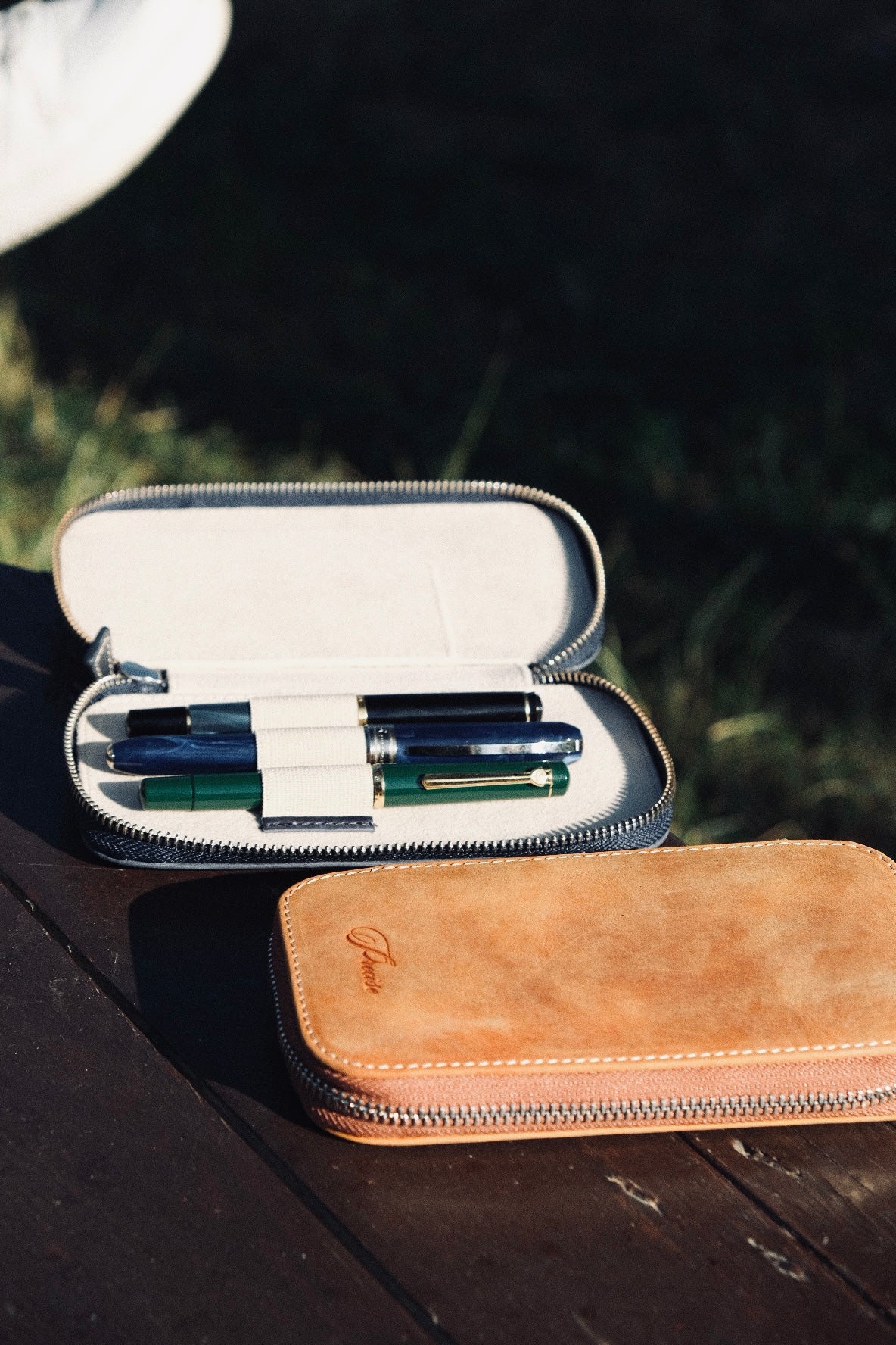Crazy Horse Navy Pen Case - 3 Slots-2