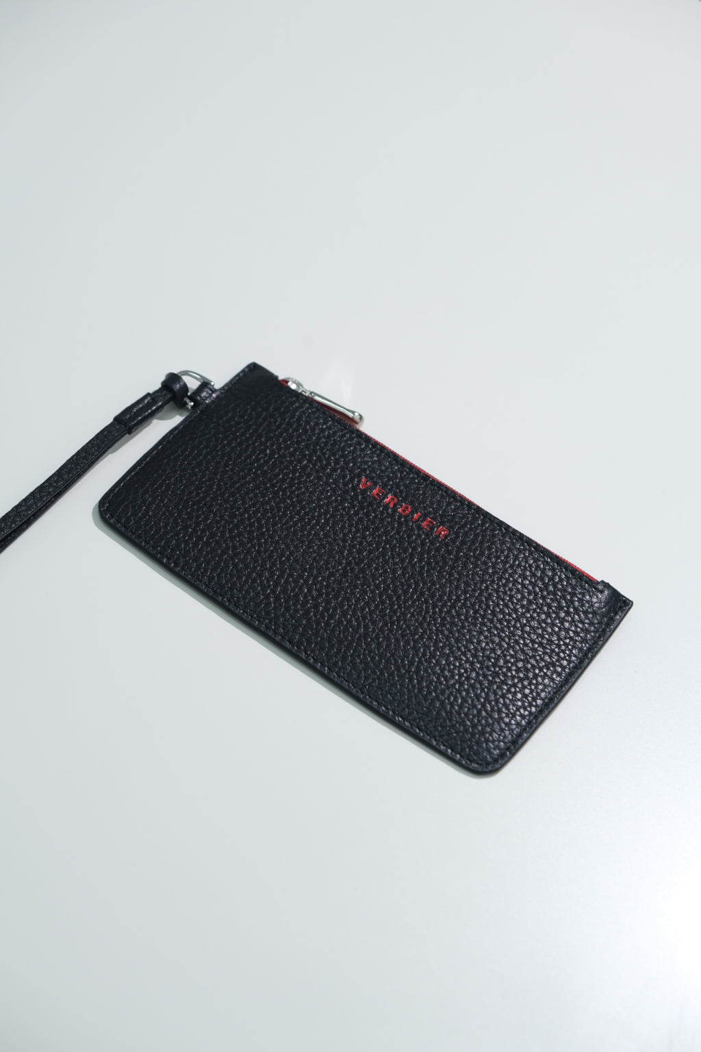 Pouche - Black & Red Edt