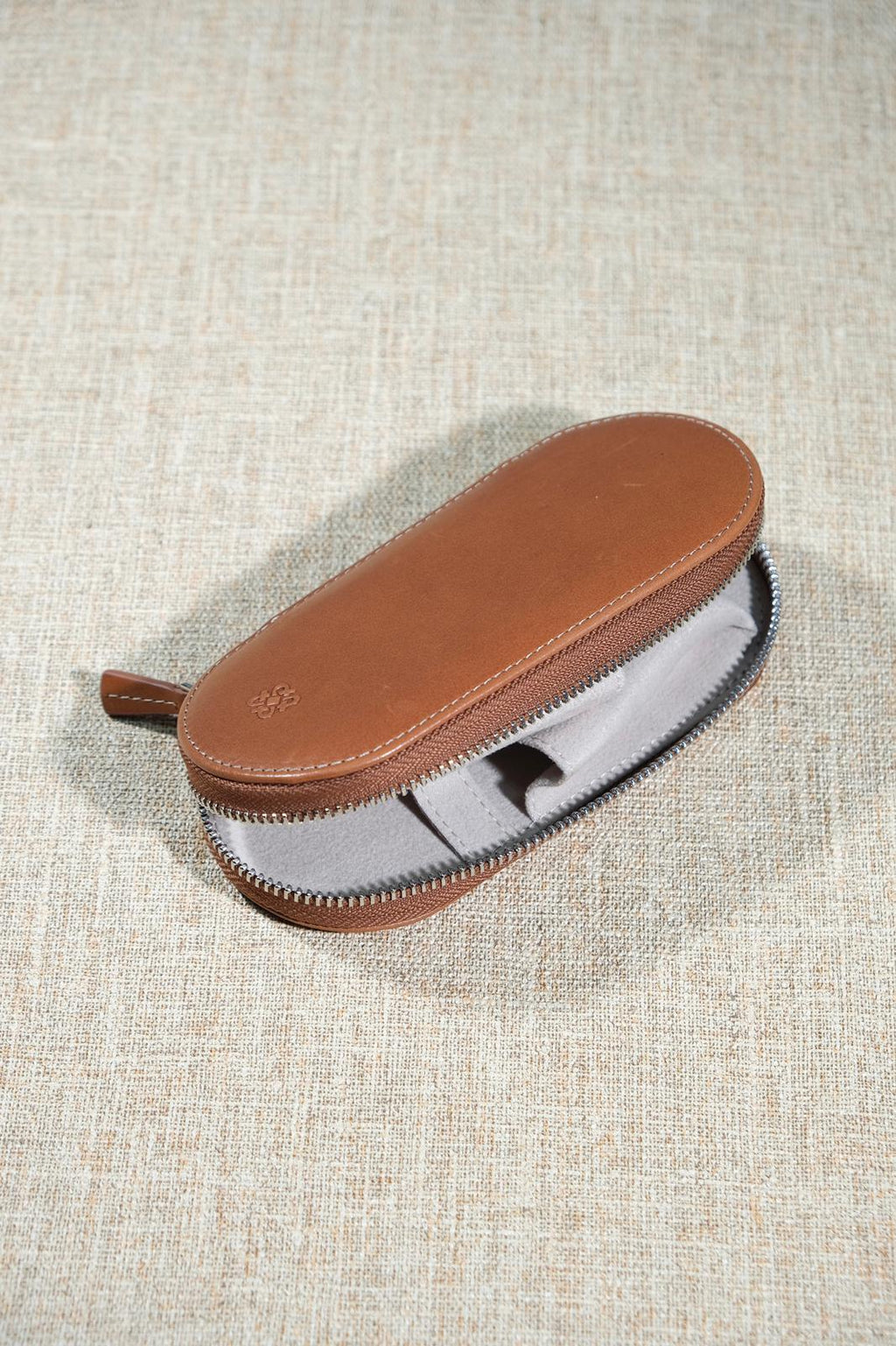 Dual Time Zone Travel Case